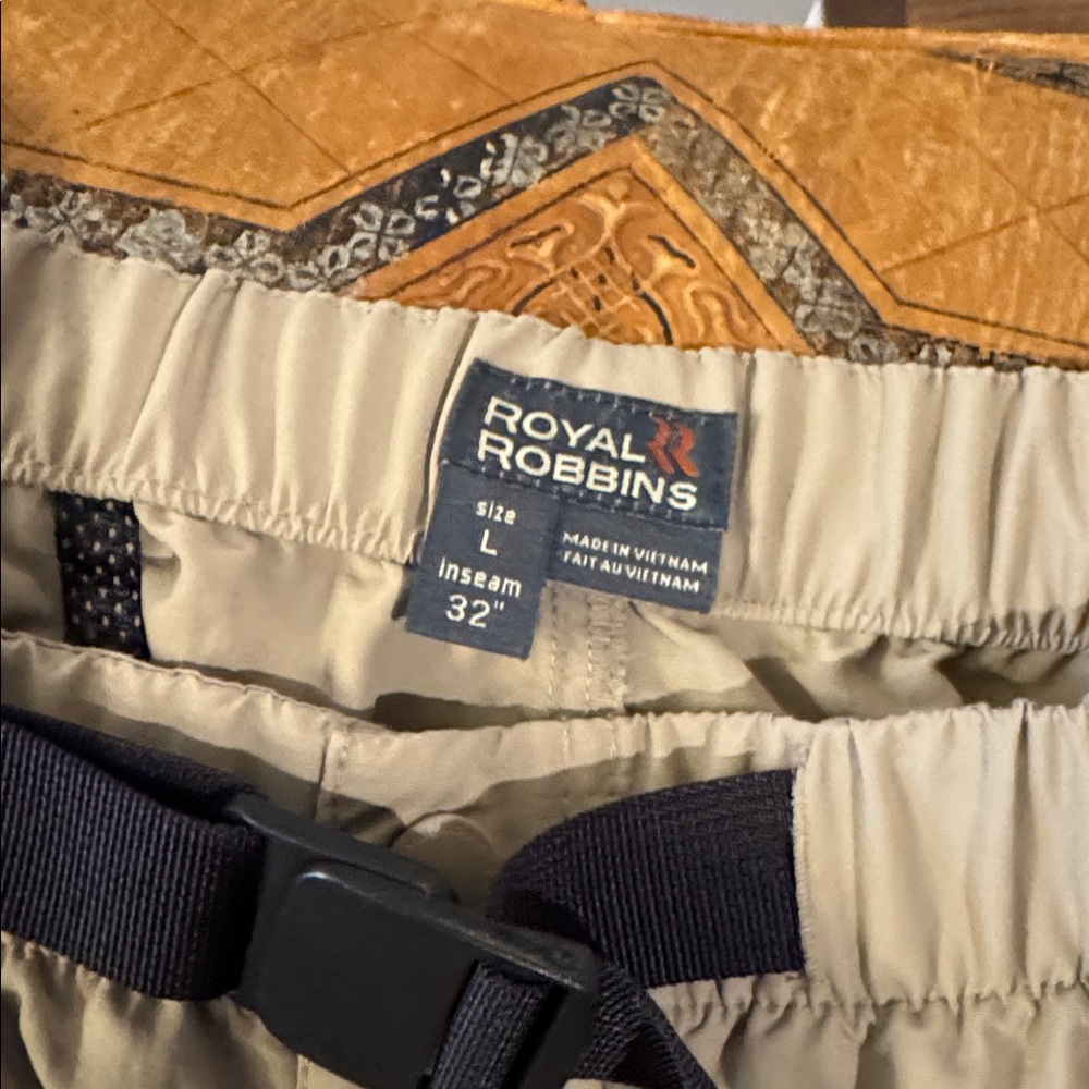 Hiking Pants - Picture 6 of 6